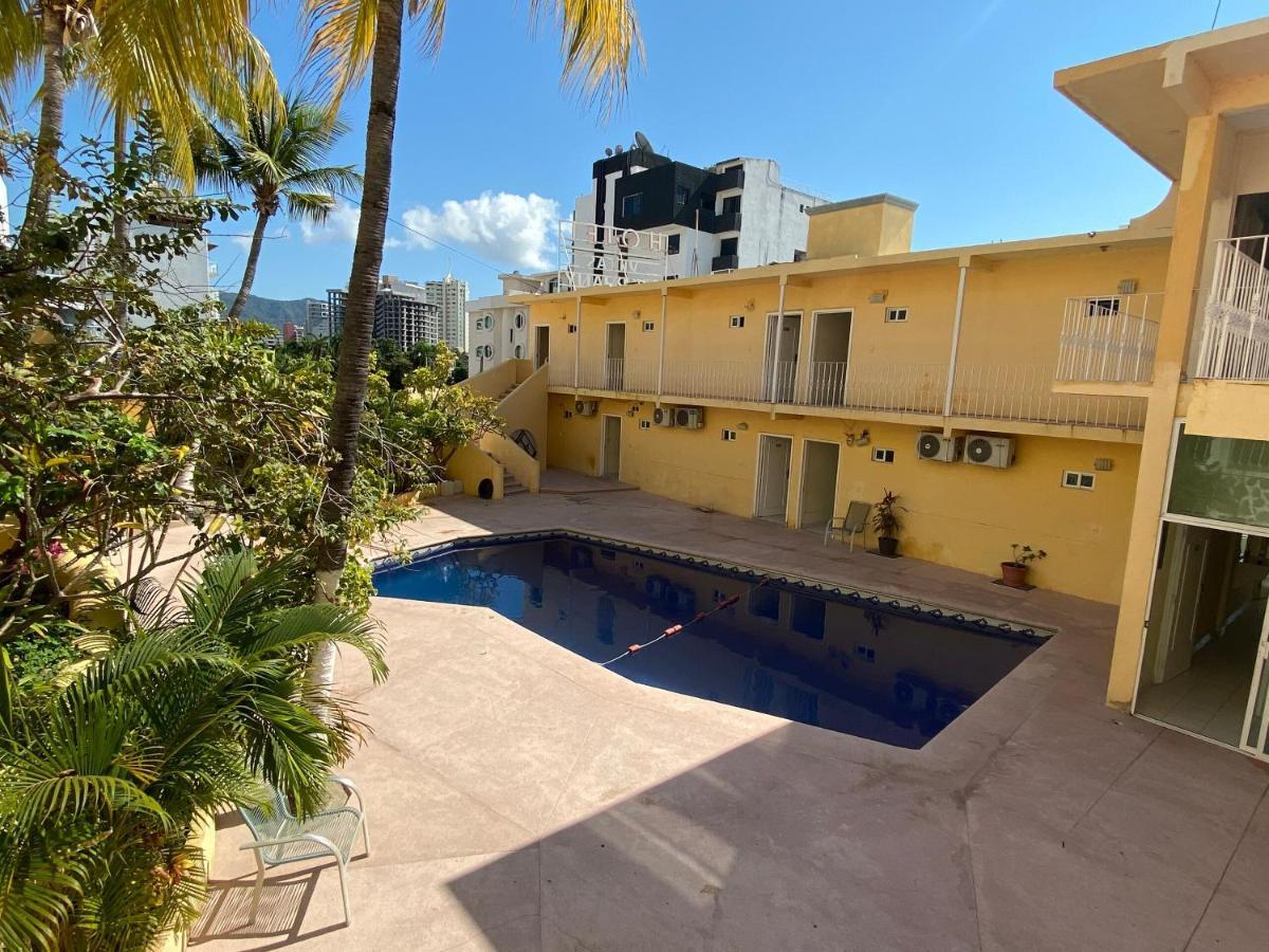 Oyo Hotel Villas Paraiso Stephany Acapulco Exterior photo